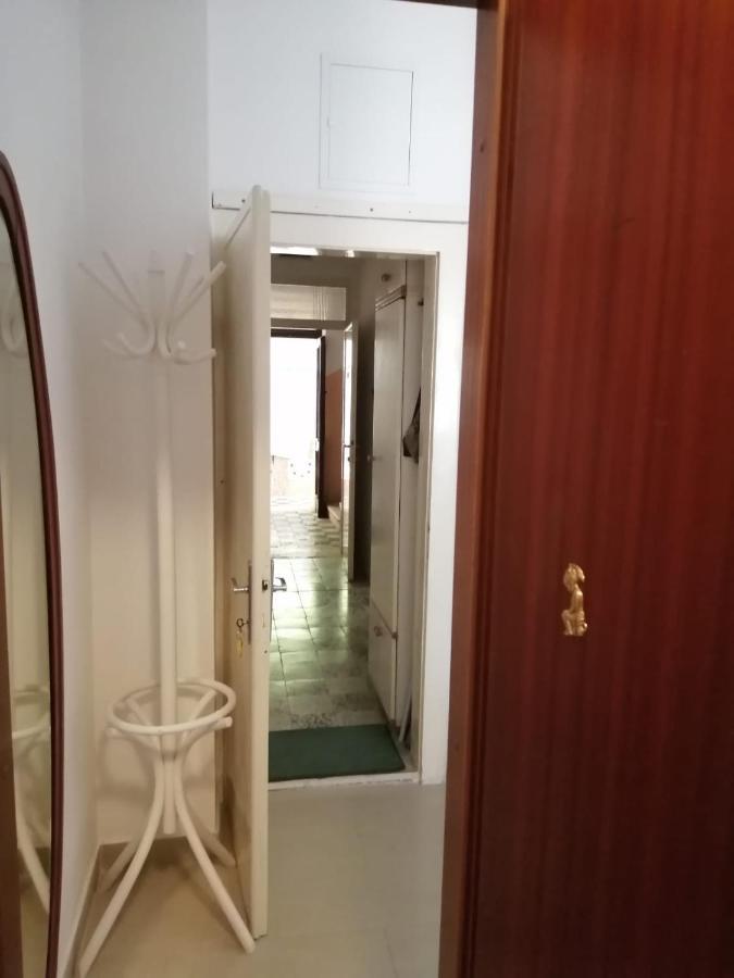 Omis Apartment On The Beach Buitenkant foto