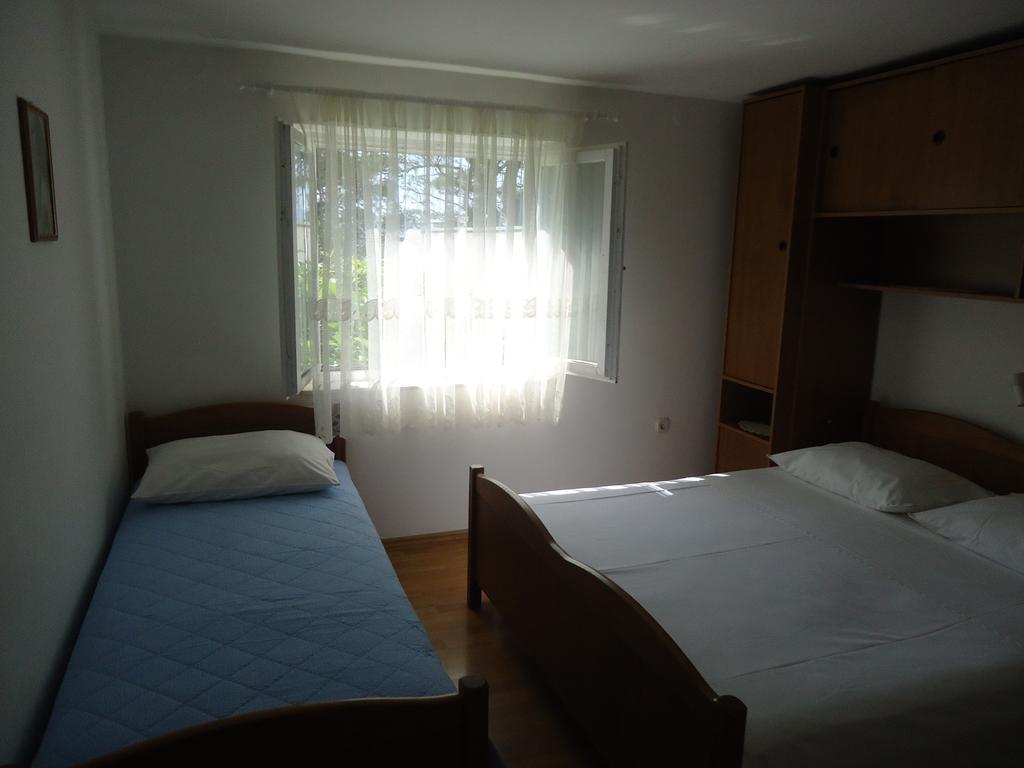 Omis Apartment On The Beach Buitenkant foto