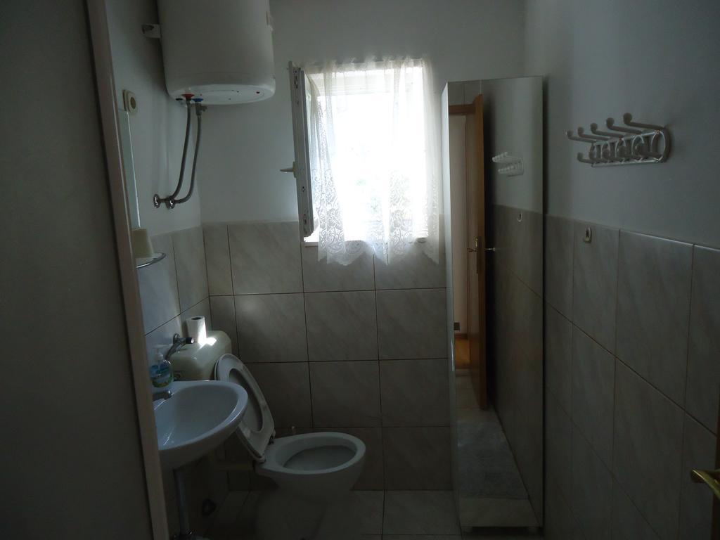 Omis Apartment On The Beach Buitenkant foto